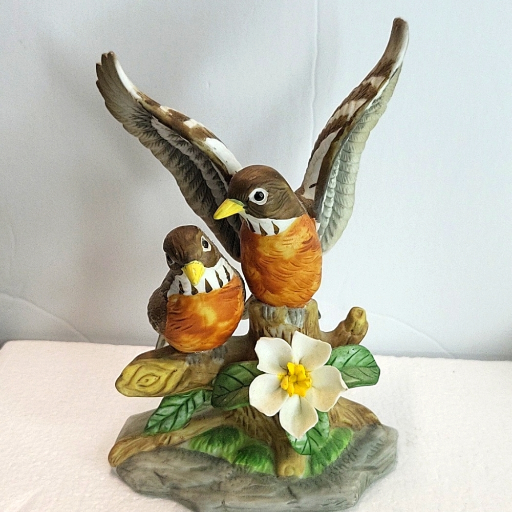 Sweet Vintage ROBIN BIRDS Porcelain Figurine ~ 1998